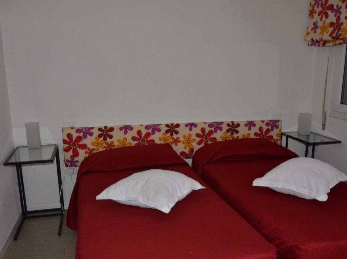 B&B La Via Dell'Ambra Due Carrare Экстерьер фото