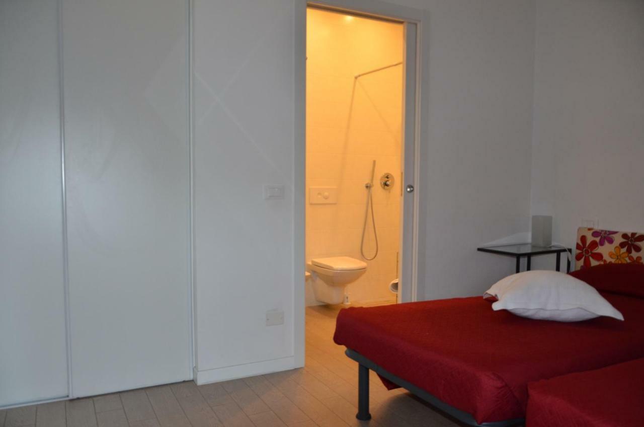 B&B La Via Dell'Ambra Due Carrare Экстерьер фото