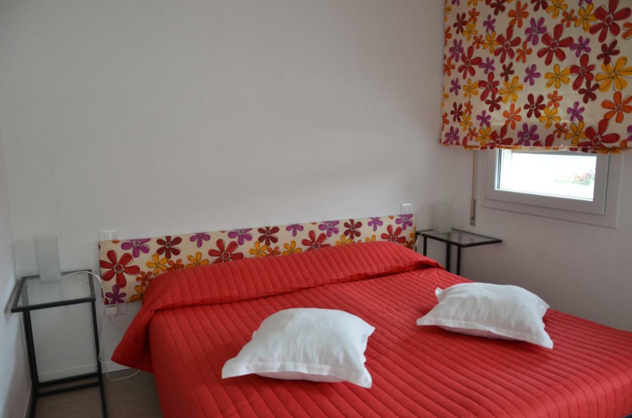 B&B La Via Dell'Ambra Due Carrare Экстерьер фото